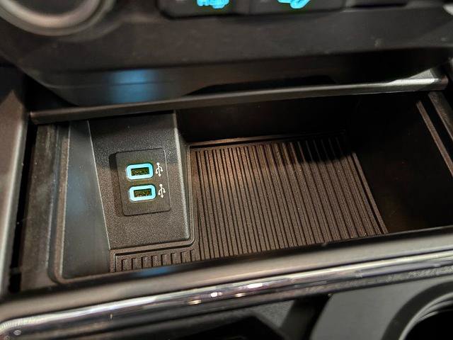Certified 2019 Ford F250 XLT w/ XLT Premium Package AWD/4WD image 17