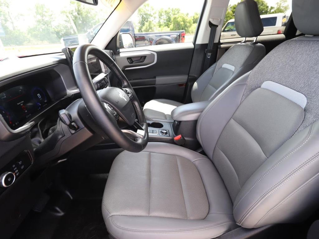 Certified 2025 Ford Bronco Sport Badlands image 2