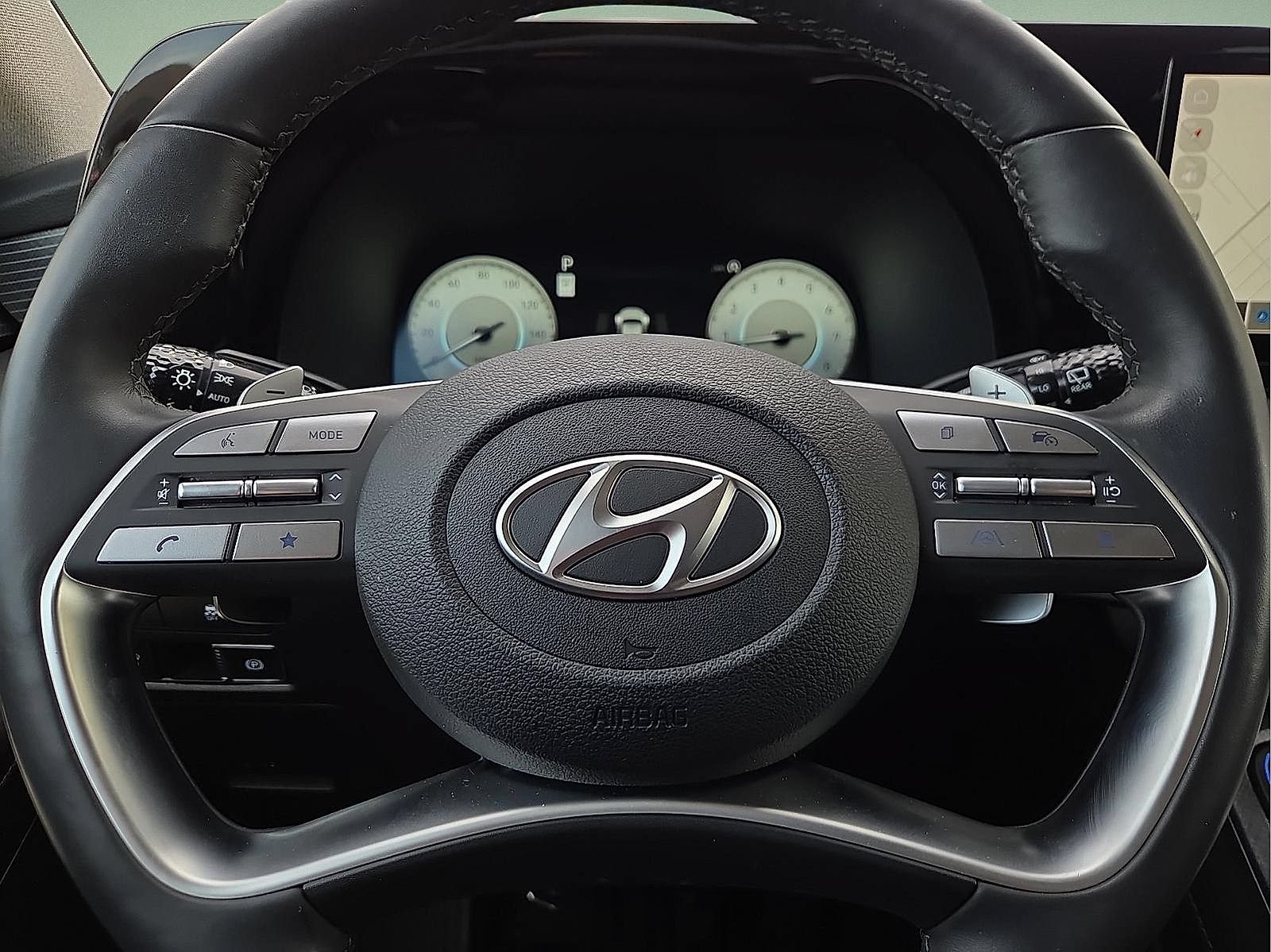 Used 2025 Hyundai Palisade Limited AWD/4WD image 24