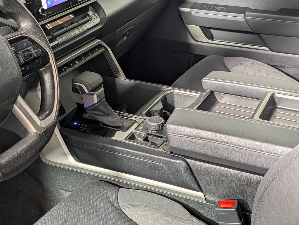 Used 2022 Toyota Tundra SR5 AWD/4WD image 22