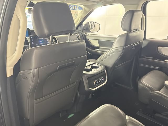 Certified 2025 Ford Expedition Active RWD image 24
