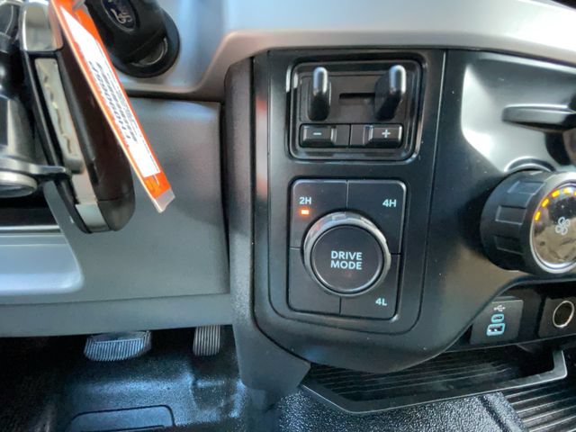 Certified 2023 Ford F550 4x4 Regular Cab Super Duty image 23