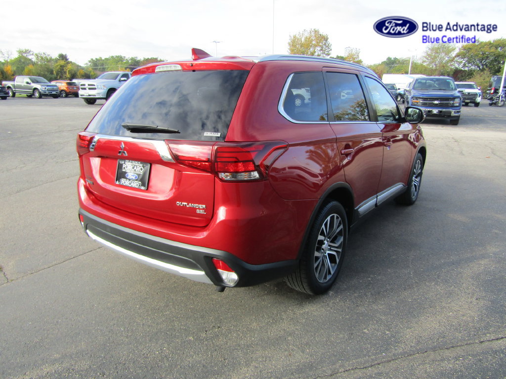 Used 2018 Mitsubishi Outlander SEL AWD/4WD image 8
