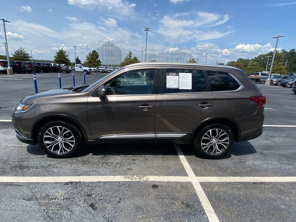 Used 2018 Mitsubishi Outlander SE FWD image 4