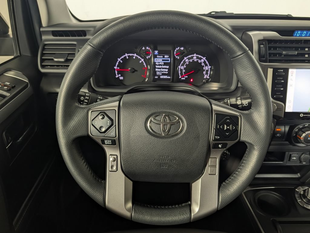 Used 2021 Toyota 4Runner SR5 Premium w/ Moonroof Package AWD/4WD image 17
