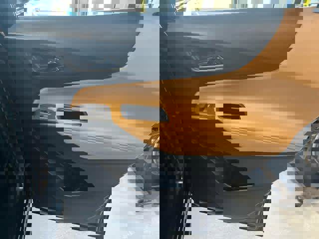 Used 2020 Chevrolet Equinox Premier image 39