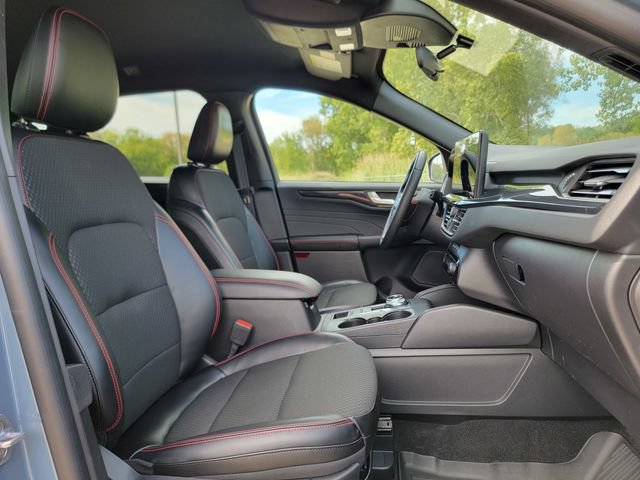 Certified 2024 Ford Escape ST-Line w/ Tech Pack #1 FWD image 24
