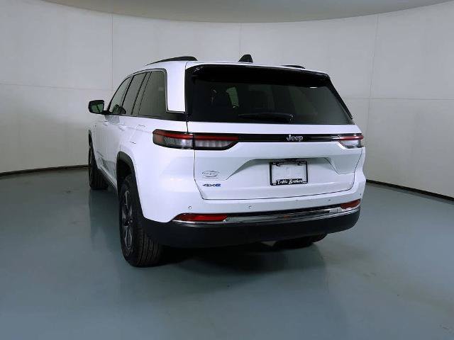 Used 2024 Jeep Grand Cherokee Limited 4xe AWD/4WD image 5