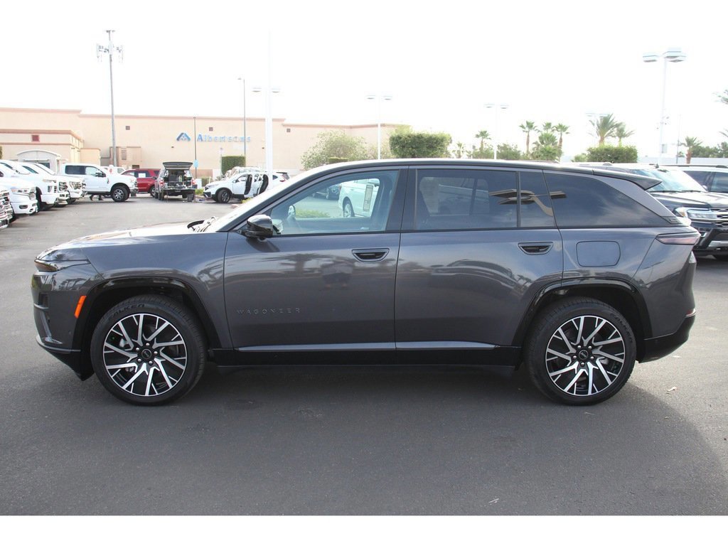 Used 2025 Jeep Wagoneer S Limited image 2