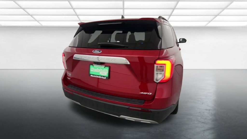 Certified 2022 Ford Explorer XLT w/ Equipment Group 202A AWD/4WD image 8
