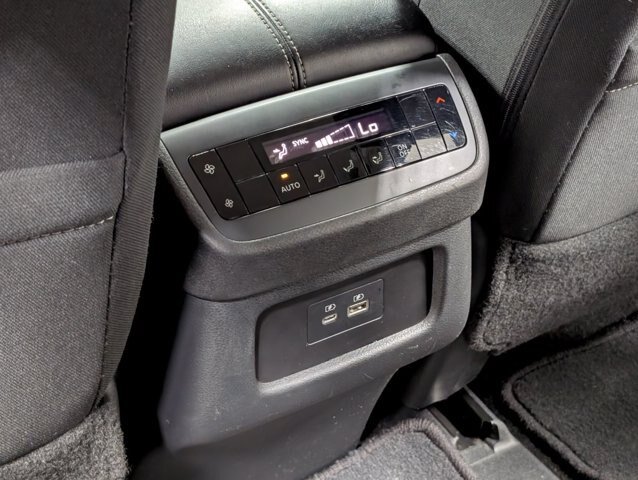 Used 2024 Nissan Pathfinder SV FWD image 15