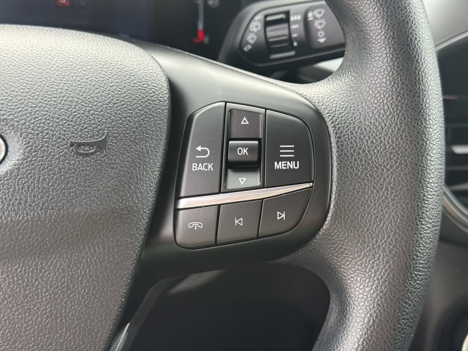 Certified 2025 Ford Escape Active FWD image 32
