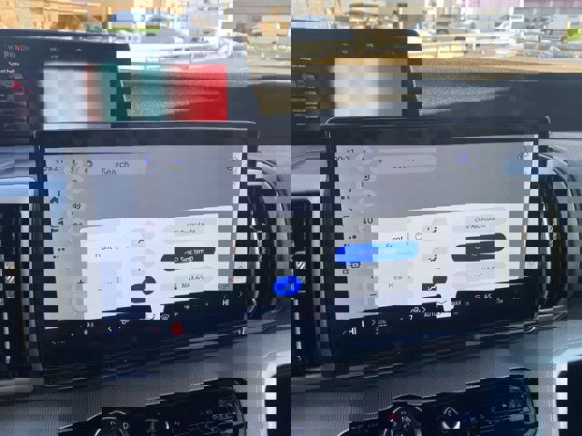 Certified 2025 Ford Expedition Max Active image 18