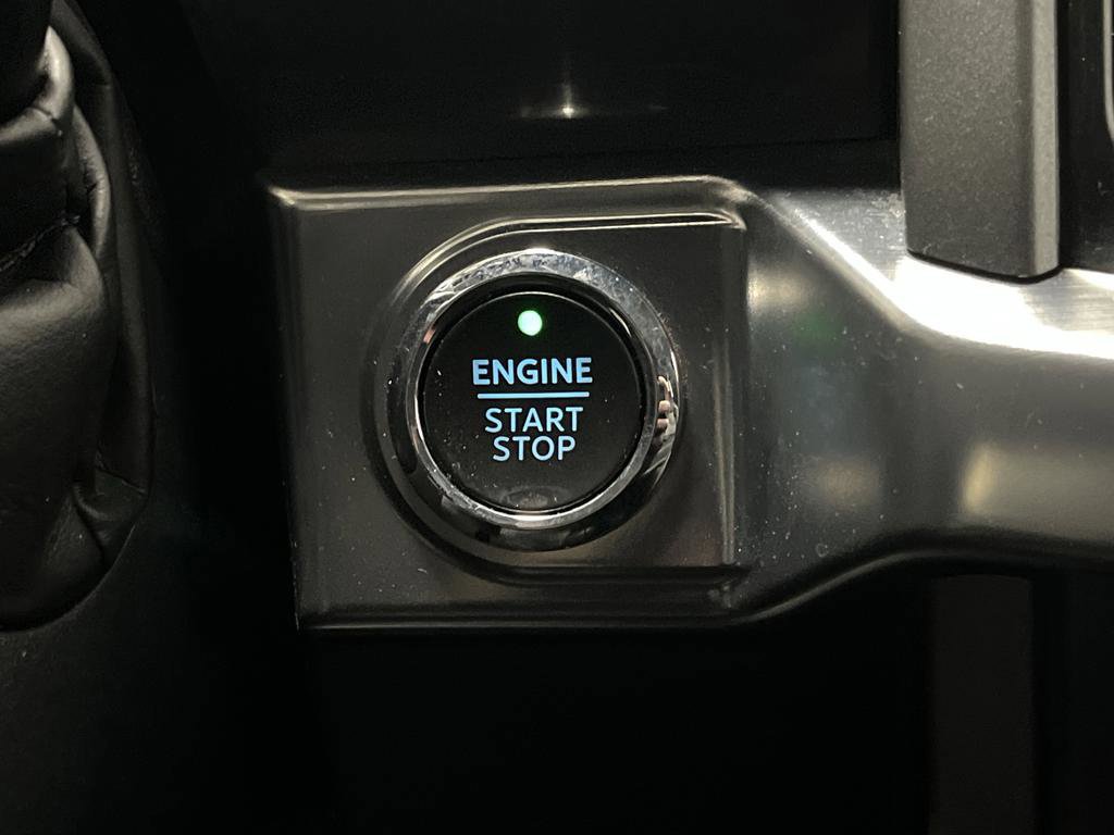 Certified 2022 Ford F150 Lariat w/ Equipment Group 501A Mid image 25