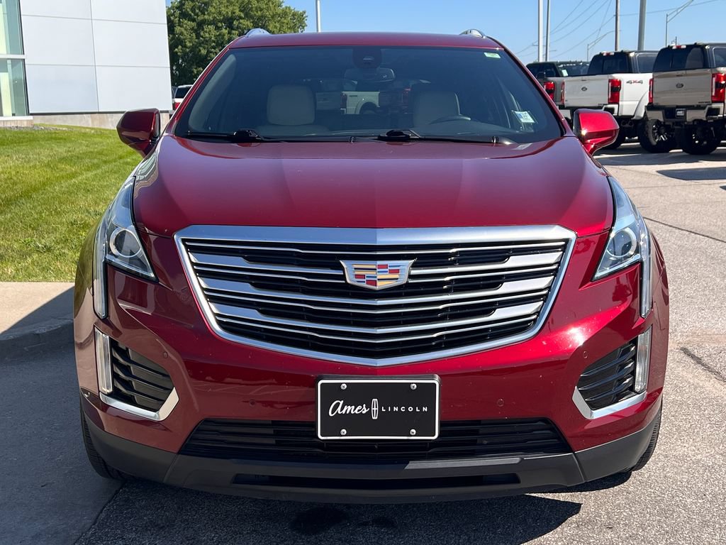 Used 2017 Cadillac XT5 Luxury w/ Driver Awareness Package AWD/4WD image 9