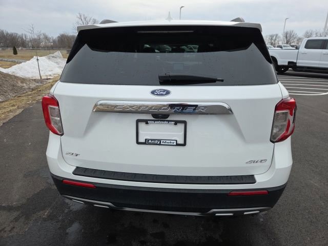 Certified 2023 Ford Explorer XLT w/ Equipment Group 202A image 3