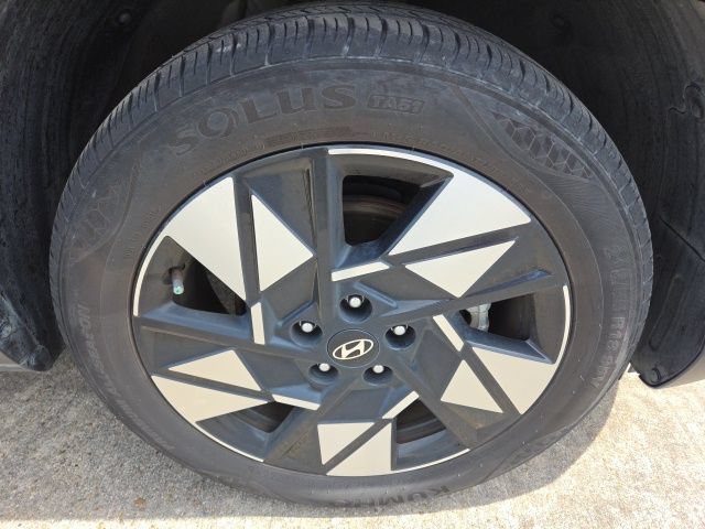 Used 2024 Hyundai Kona SEL w/ Convenience Package FWD image 13