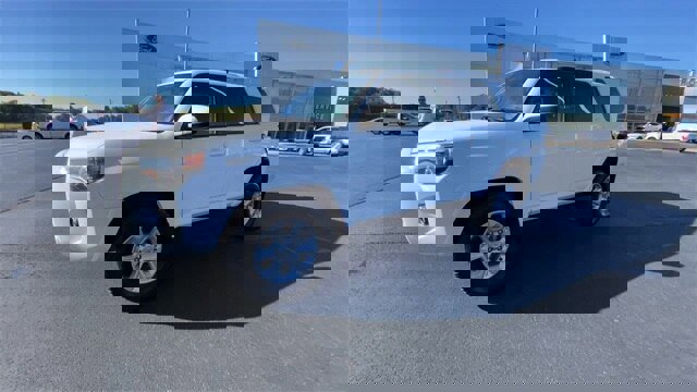 Used 2023 Toyota 4Runner SR5 image 2