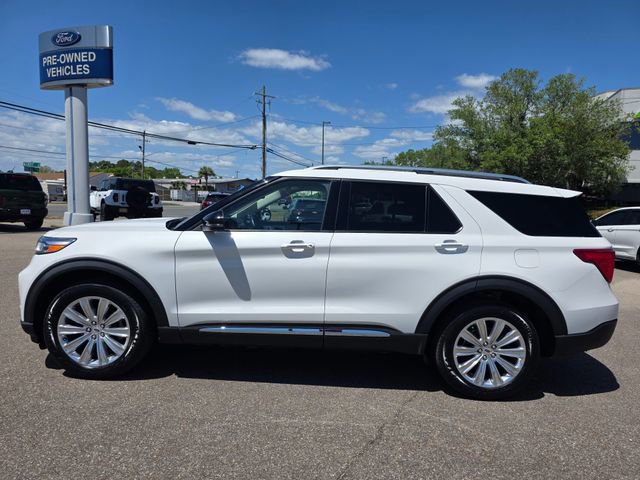 Certified 2022 Ford Explorer Limited w/ Limited Technology Package AWD/4WD image 2