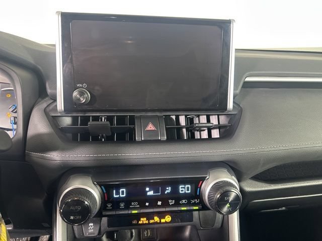 Used 2024 Toyota RAV4 LE AWD/4WD image 20