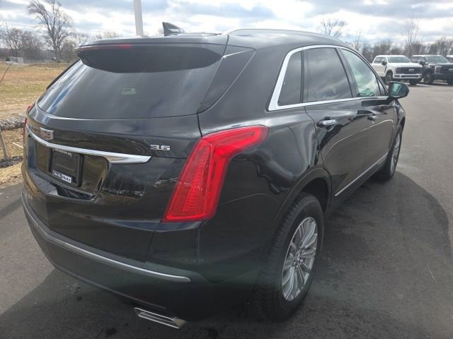 Used 2017 Cadillac XT5 Luxury w/ Driver Awareness Package image 4