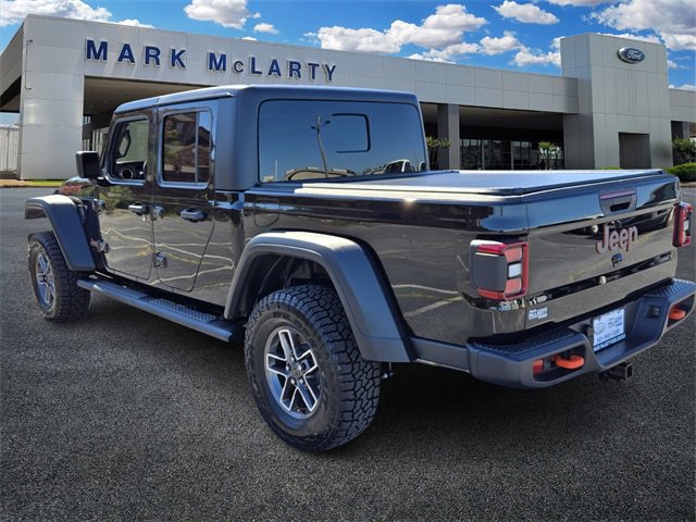 Used 2025 Jeep Gladiator Mojave w/ Convenience Group image 3