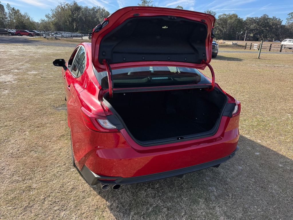 Used 2025 Toyota Camry SE image 22