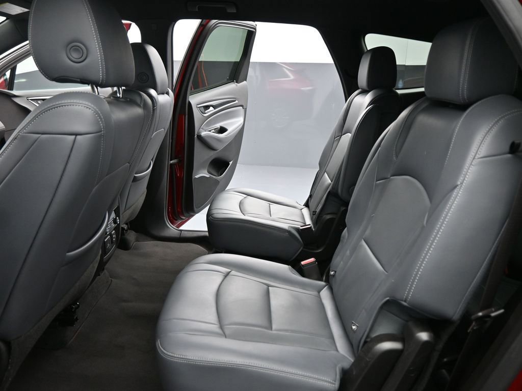 Used 2024 Buick Enclave Premium image 41