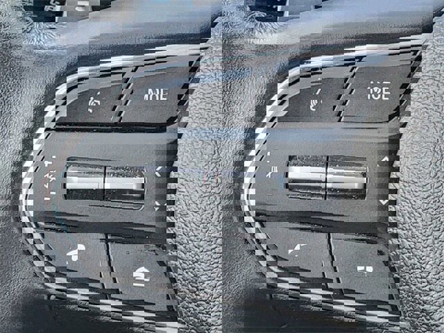 Used 2023 Hyundai Santa Fe SEL w/ Premium Package image 32