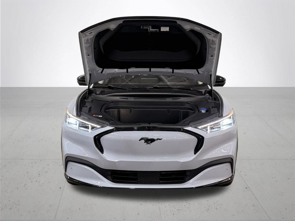 Certified 2023 Ford Mustang Mach-E Premium AWD/4WD image 5