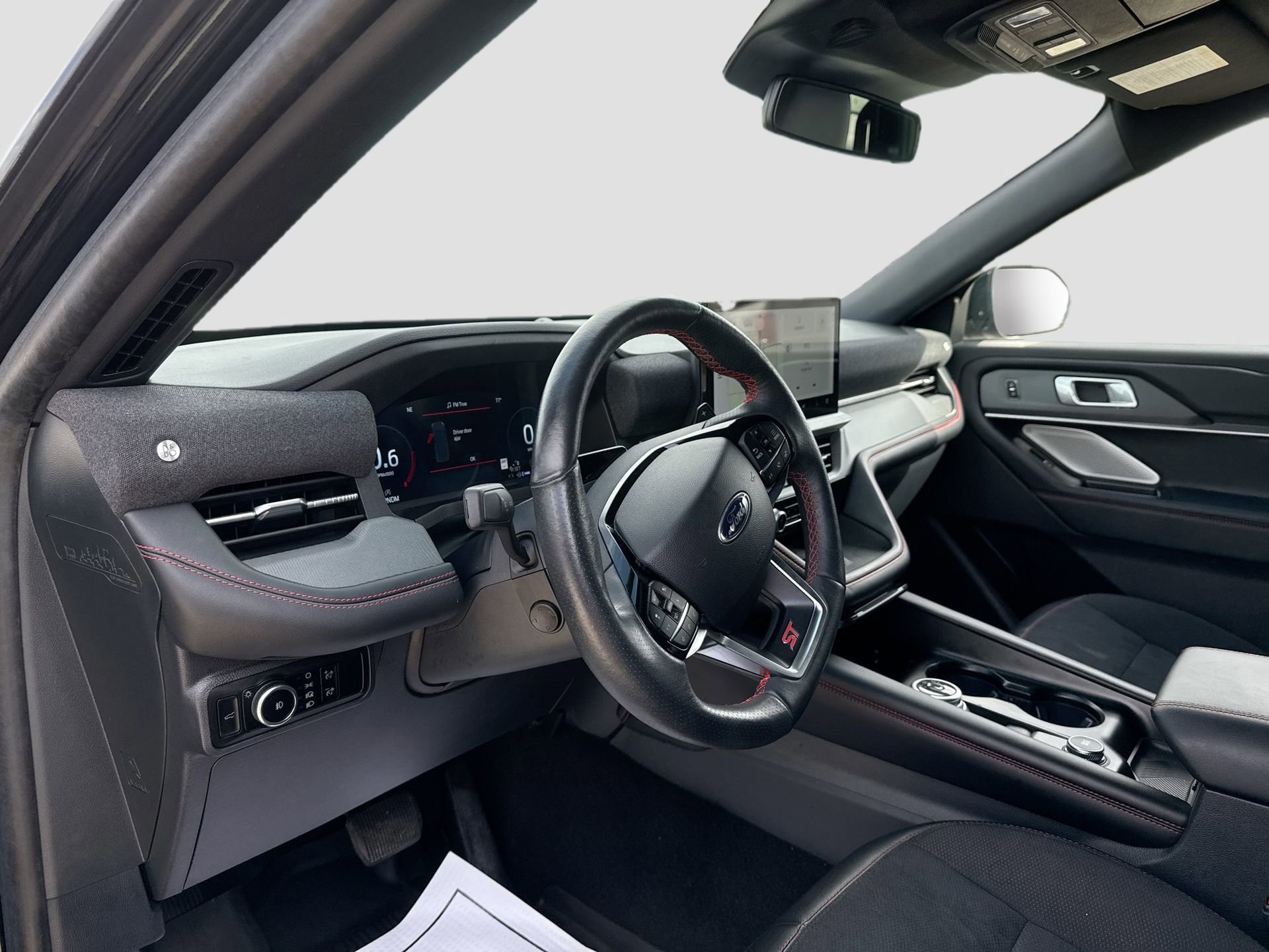 Certified 2025 Ford Explorer ST image 11