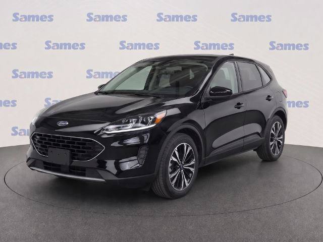 Certified 2022 Ford Escape SE w/ SE Sport Appearance Package FWD image 2