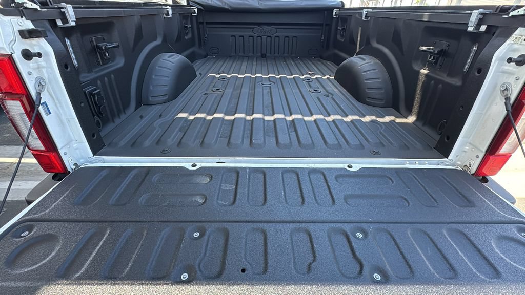 Certified 2020 Ford F350 Platinum AWD/4WD image 27