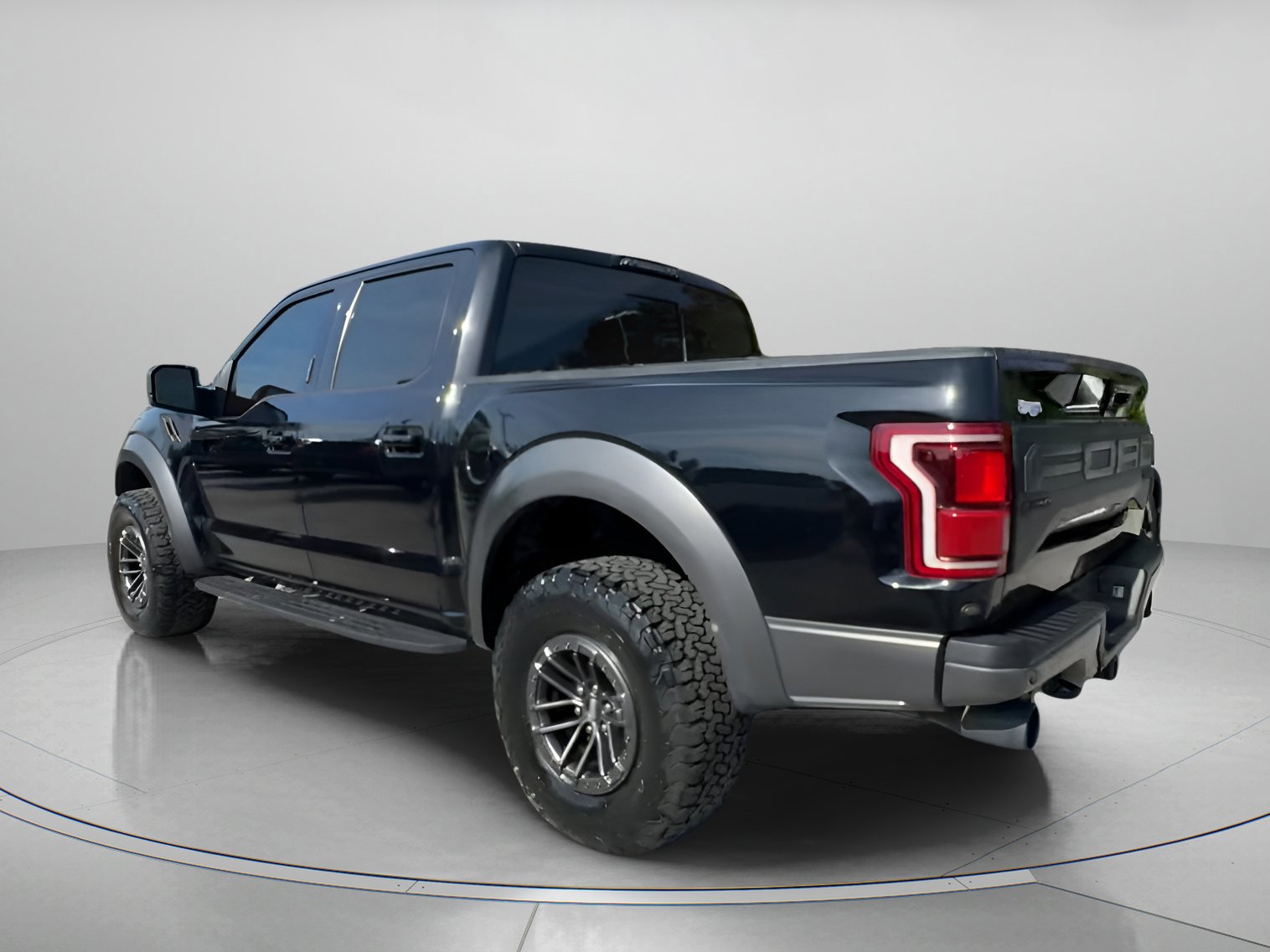 Certified 2020 Ford F150 Raptor w/ Equipment Group 802A Luxury image 14
