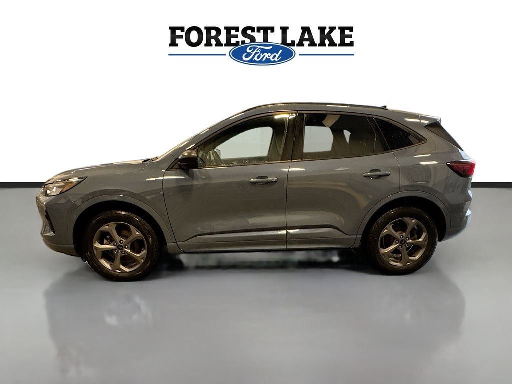 Certified 2024 Ford Escape ST-Line w/ Tech Pack #1 AWD/4WD image 4