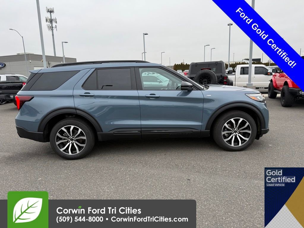 Certified 2025 Ford Explorer ST-Line image 6