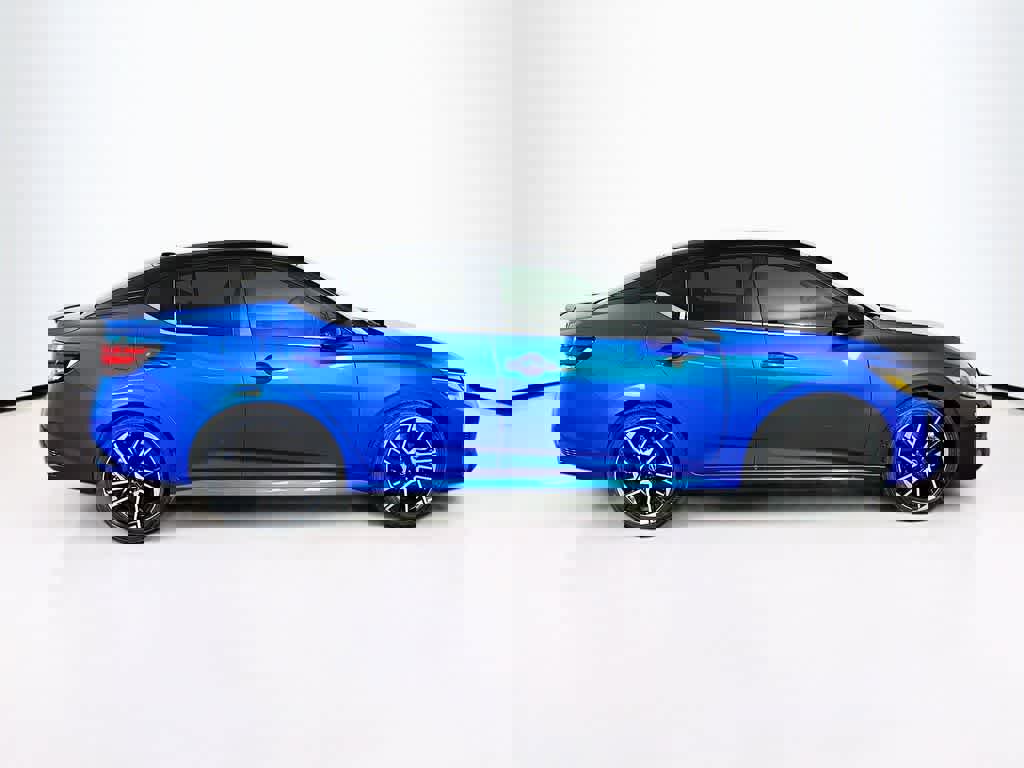 Used 2025 Nissan Sentra SR w/ SR Premium Package image 6