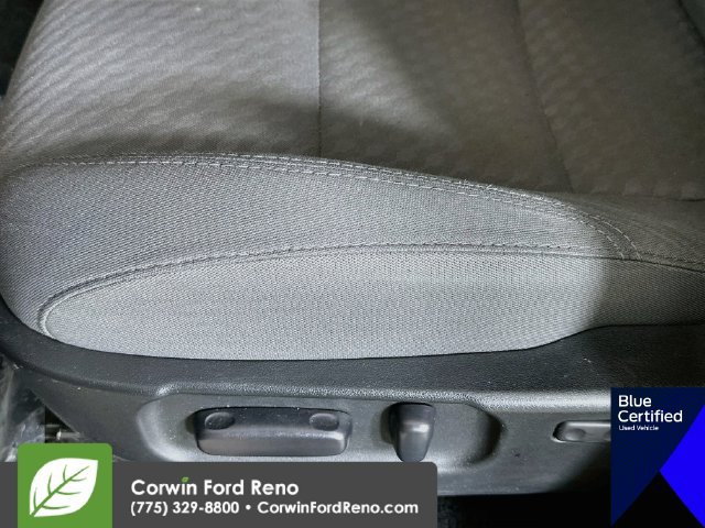 Used 2022 Toyota Tacoma SR5 RWD image 21