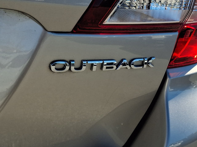 Used 2018 Subaru Outback 2.5i Premium AWD/4WD image 39