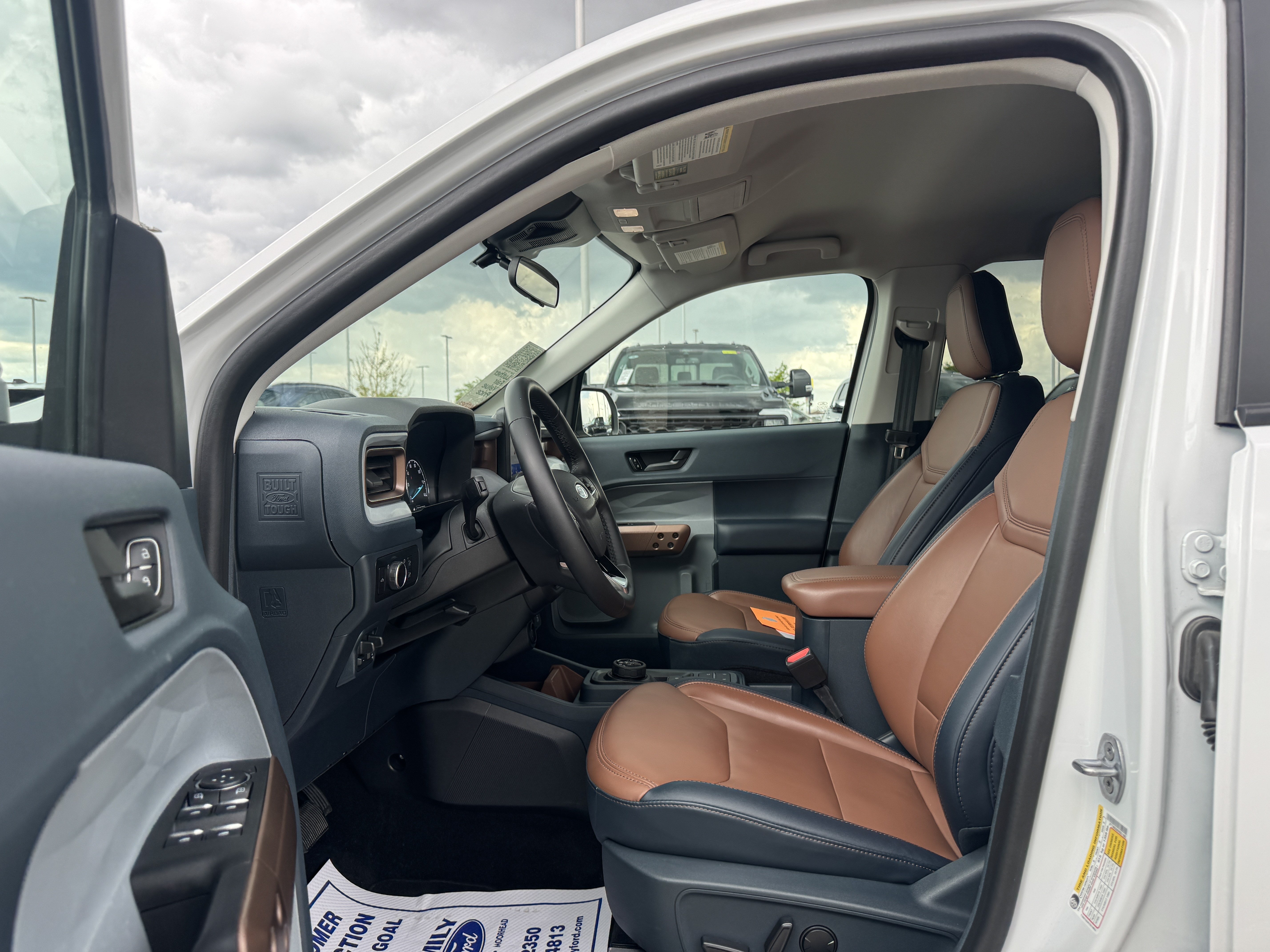 Certified 2024 Ford Maverick Lariat w/ 4K Tow Package AWD/4WD image 18