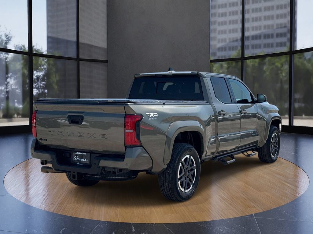 Used 2024 Toyota Tacoma TRD Sport AWD/4WD image 3