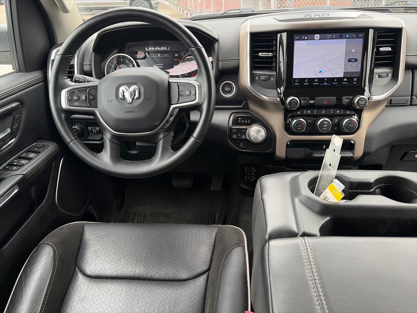 Used 2022 RAM 1500 Laramie AWD/4WD image 4