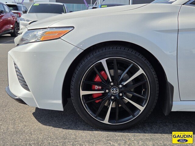 Used 2020 Toyota Camry XSE FWD image 10