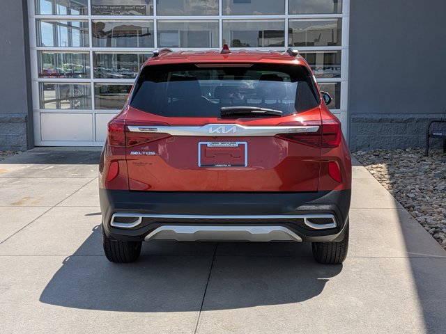 Used 2023 Kia Seltos S w/ Navigation Package FWD image 5