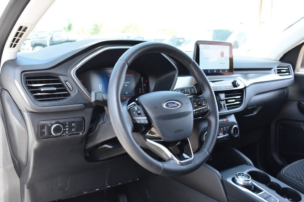 Certified 2023 Ford Escape Active AWD/4WD image 24