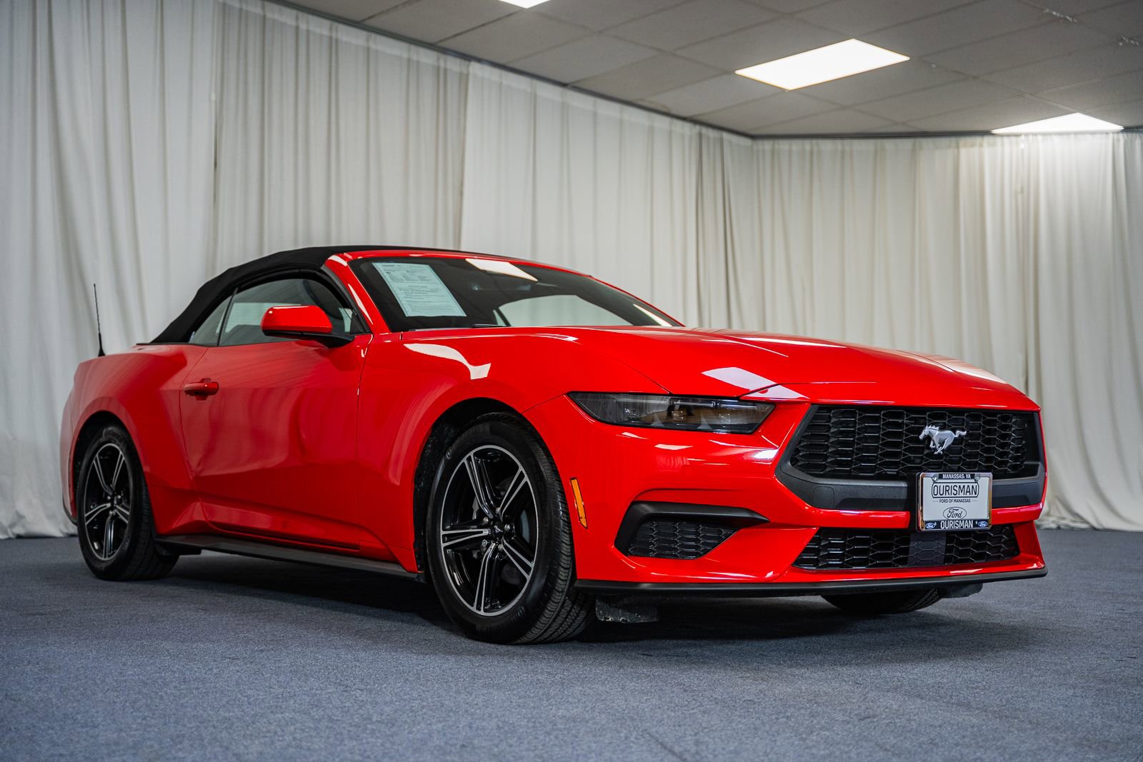 Certified 2025 Ford Mustang Premium image 1