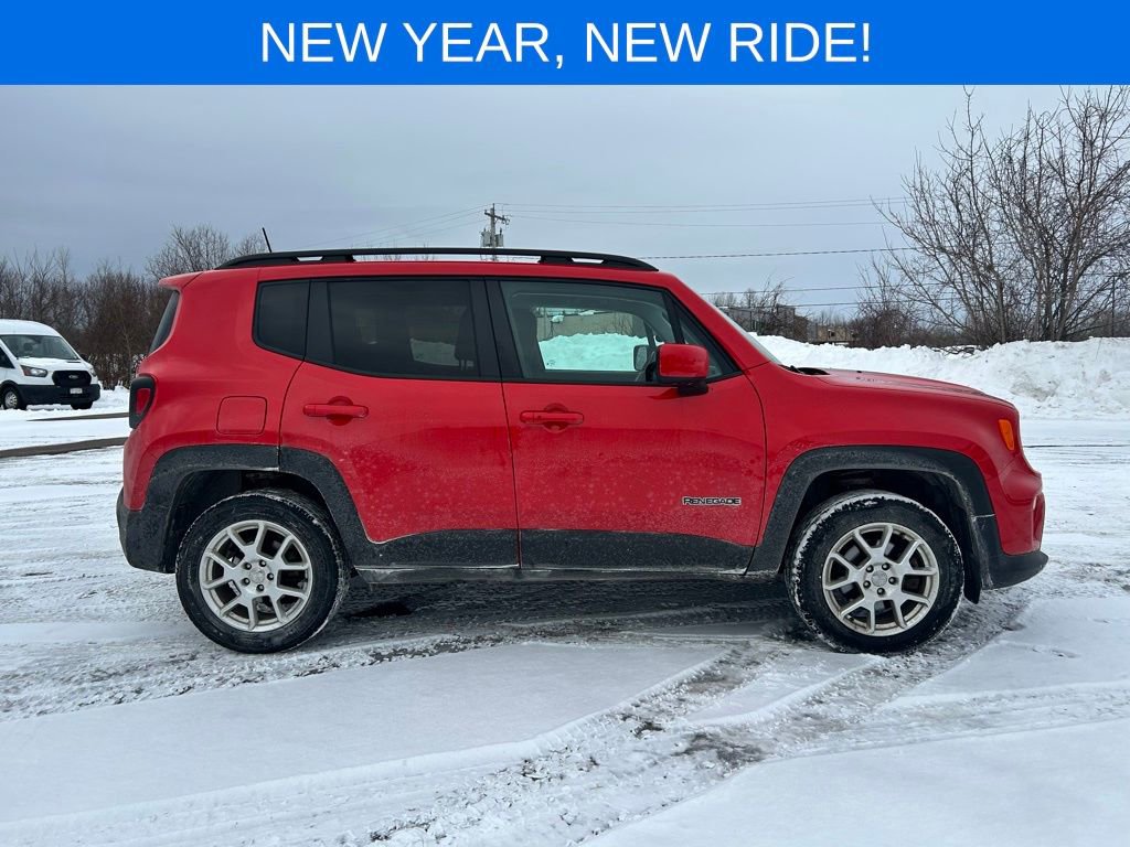 Used 2020 Jeep Renegade Latitude w/ Cold Weather Group image 7