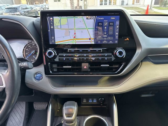Used 2022 Toyota Highlander Limited image 25