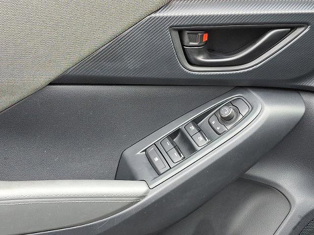 Used 2024 Subaru Crosstrek 2.0i Premium image 12