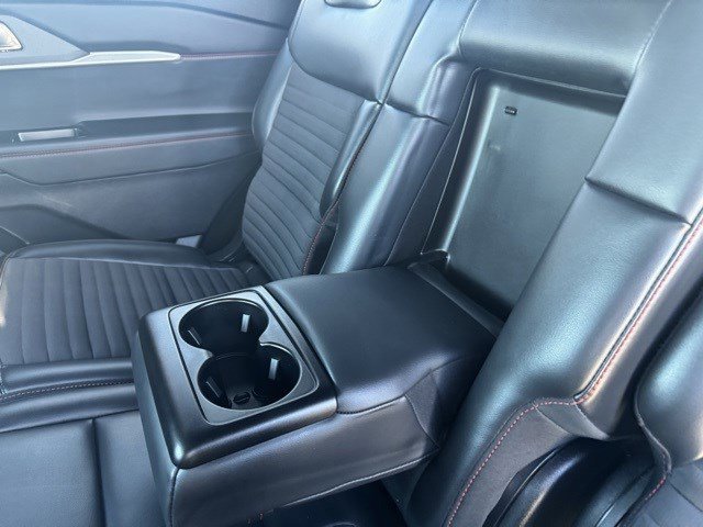 Certified 2025 Ford Explorer ST-Line w/ ST-Line Street Pack image 23